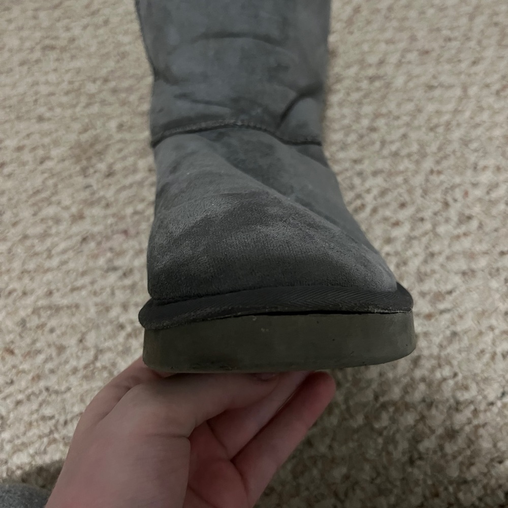 Gray Bailey Bow Uggs - image 5